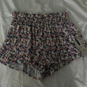 Jolt floral shorts